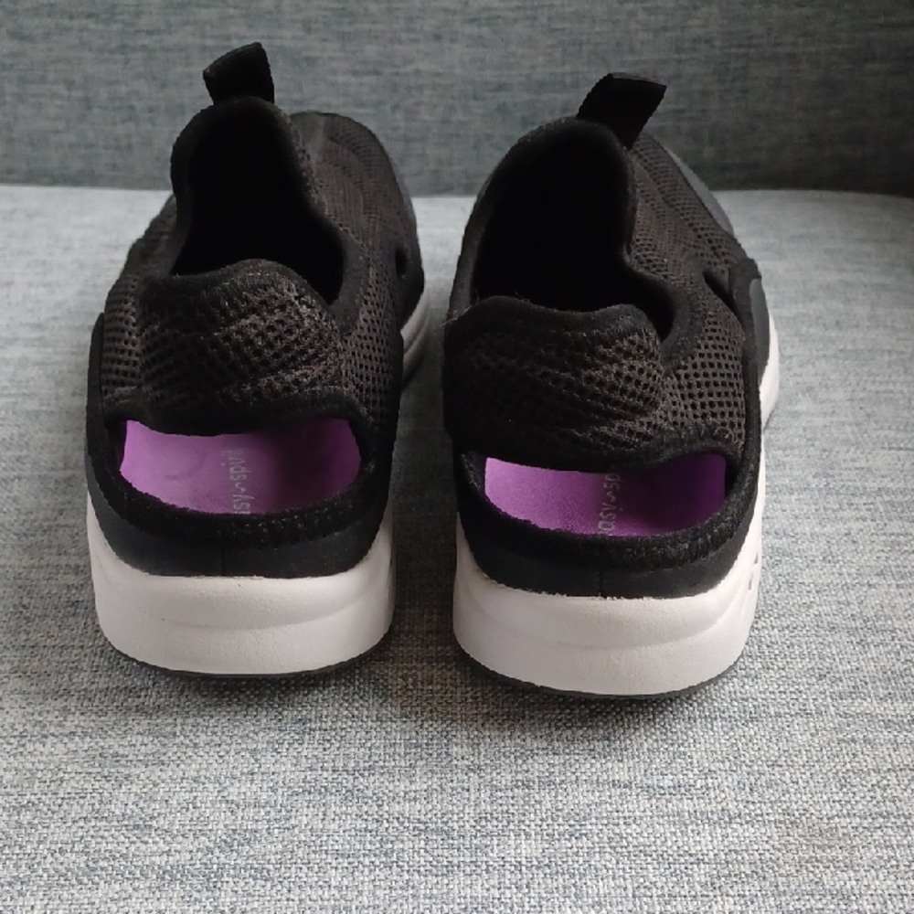 Easy Spirit Black and Purple Slip-On Sneakers - Picture 3 of 6